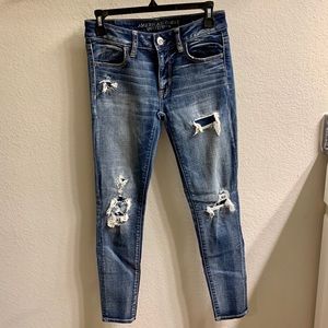 American Eagle Size 4 Super Stretch Jeans